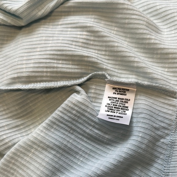 Wonderly Blue Short Sleeve Tee - Picture 7 of 7